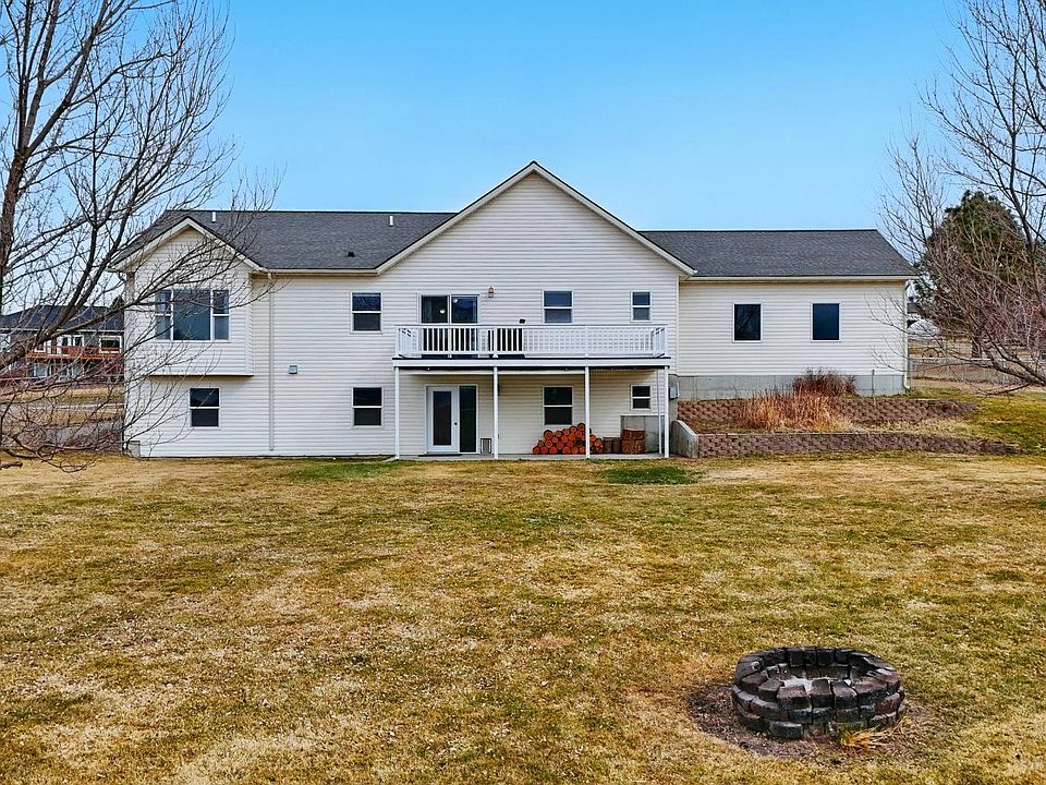 1st image of 664 Lone Willow Dr