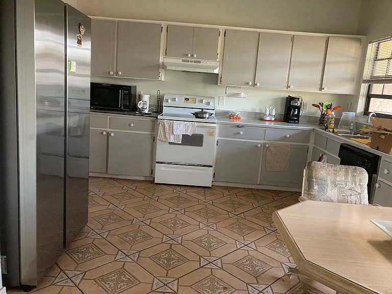 2719 Muscatello St #3 — Photo 6