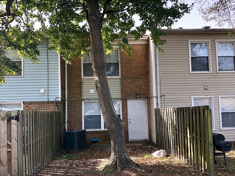 2nd image of 1584 Darren Cir