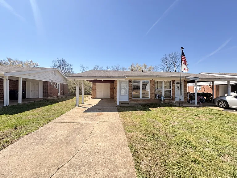 297 Saint Eugene Ln — Photo 10