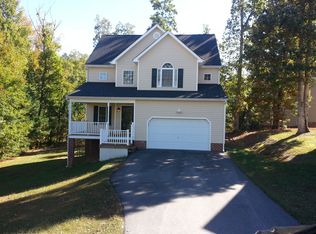 3513 Ivyridge Dr, Chester, VA 23831