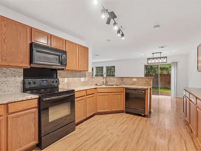 6629 Doyal Dr — Photo 20