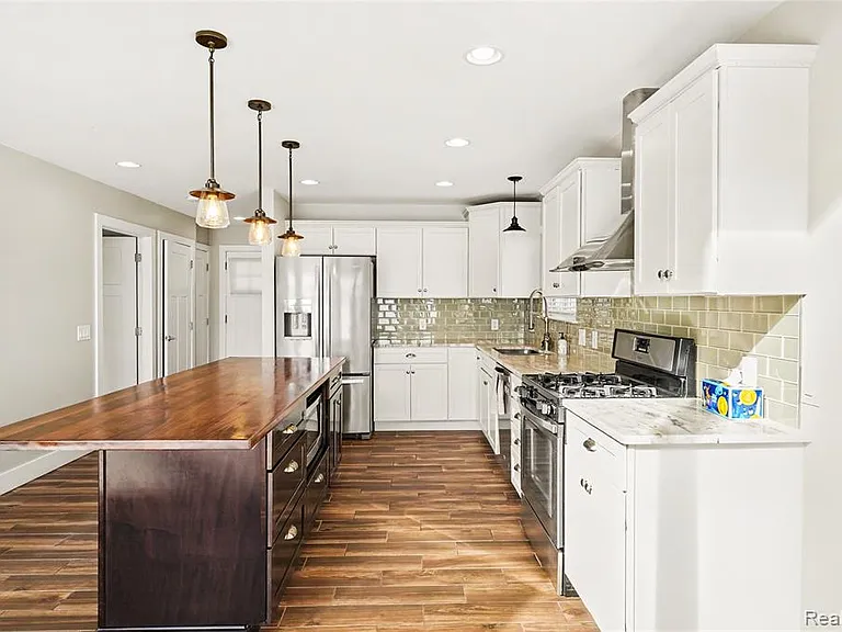 10280 Lakeside Dr — Photo 10