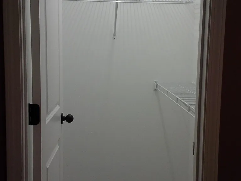 516 S Abbey Way — Photo 7