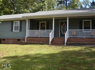 160 Holly Ct, Loganville, GA 30052