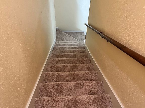 5th image of 8560 Glen Meadow Ln