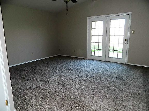 5th image of 3815 SW Rolling Hills Dr