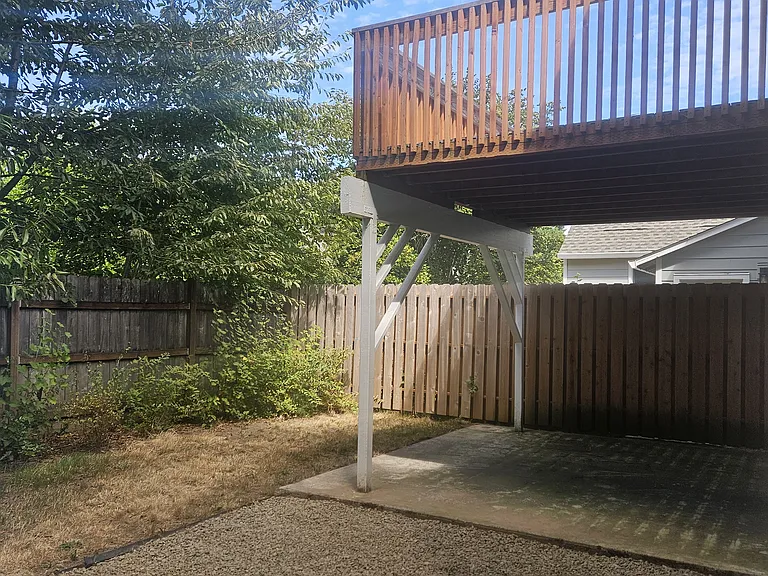 13235 SE Oatfield Rd — Photo 38