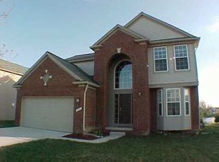 7210 Roxbury Dr, Ypsilanti, MI 48197