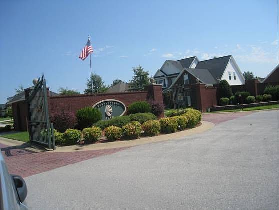 1st image of 1705 W Briddle Dr