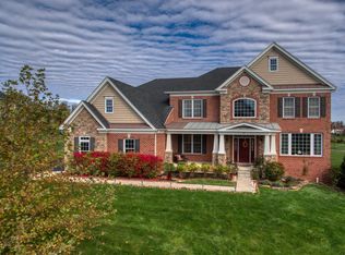50 Tiffany Dr, Flemington, NJ 08822
