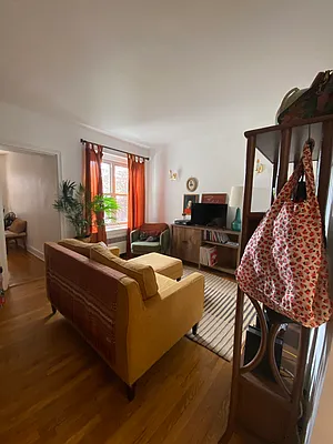 Rented by Joanne Gay Realty Inc | media 6