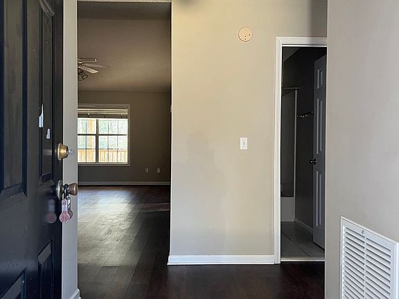 3rd image of 3134 Morningdove Way