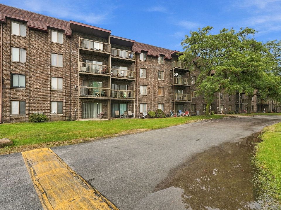 1st image of 820 Elder Rd APT 202