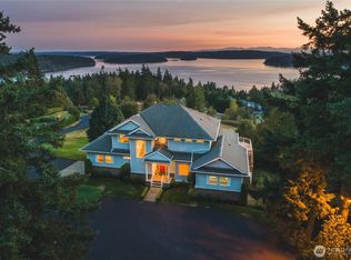 8661 Southridge Pl, Anacortes, WA 98221