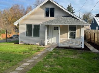 11728 14th Ave S, Seattle, WA 98168