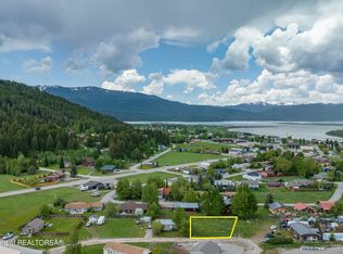 271 W Loop Rd, Alpine, WY 83128