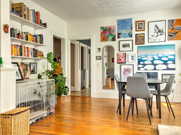 207 River Ave #209, Providence, RI 02908