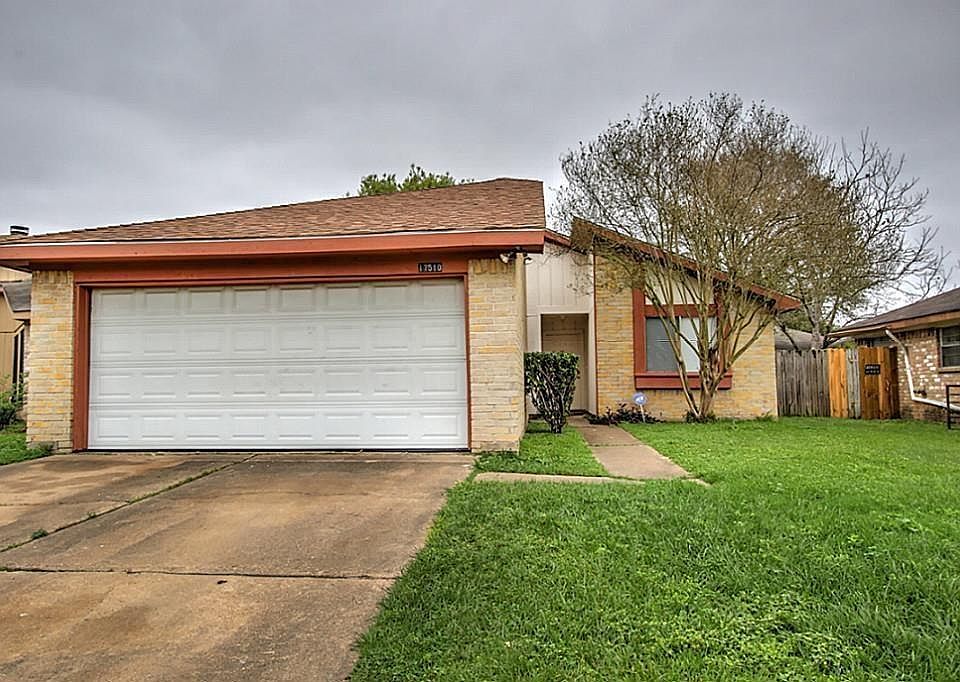 1st image of 17510 Glenmorris Dr