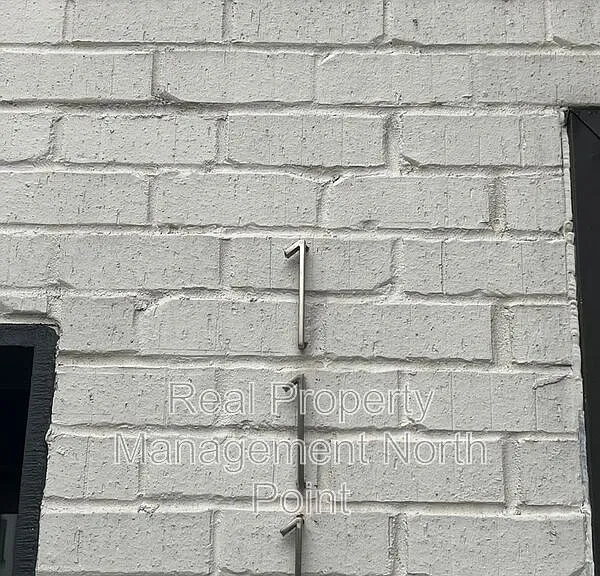 111 Birch St — Photo 2