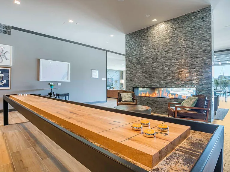 Wayfarer Apartments + Marina — Photo 46