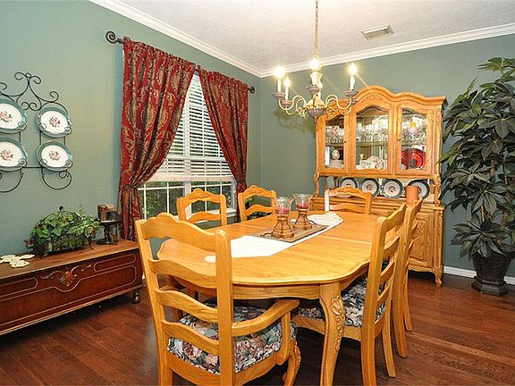 3rd image of 4926 Berry Knoll Ct