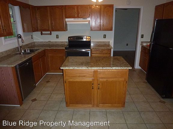 5th image of 4004 Englewood Blvd W