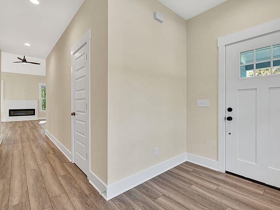 5th image of 340 56th St NW