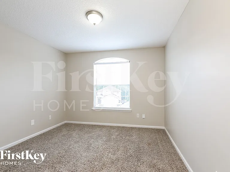 2921 Ravine Hill Dr — Photo 12