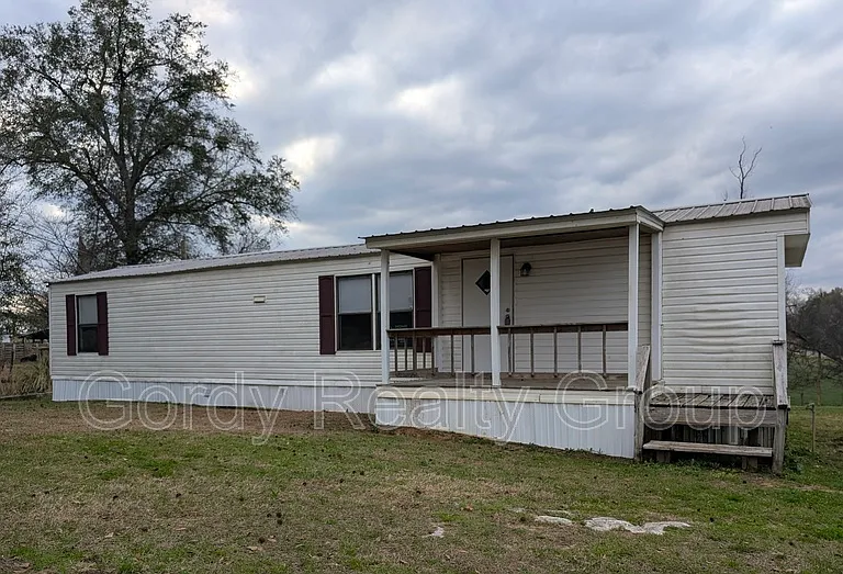3123 Camp Rd — Photo 1