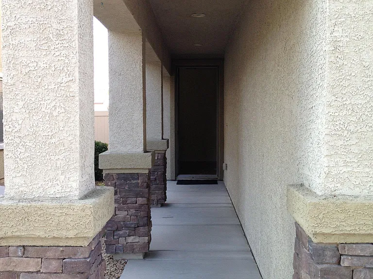 3621 Remington Grove Ave — Photo 4