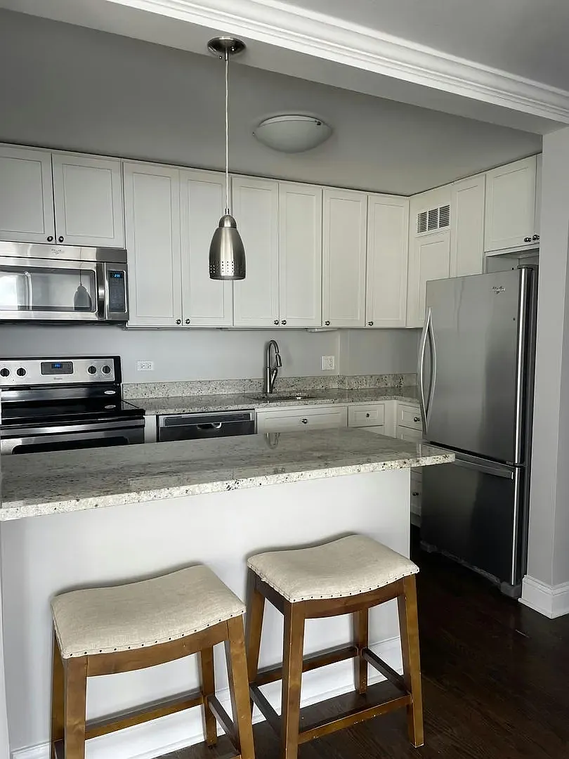 2 bed, $3,500 — Photo 4