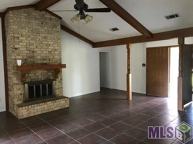 30630 John Dr — Photo 3
