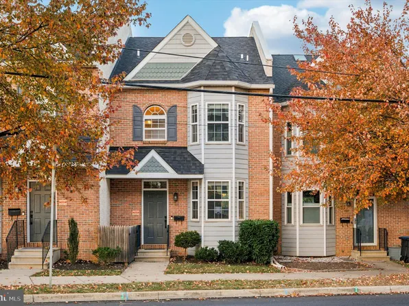 405 W Elm St, Conshohocken, PA 19428