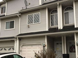 75 Simmons Loop, Staten Island, NY 10314