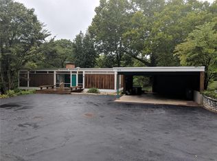 369 Rieth Ter, Saint Louis, MO 63122