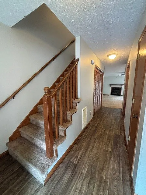 1164 Windham Court — Photo 2