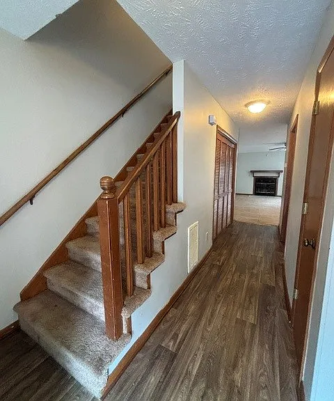 1164 Windham Ct — Photo 2