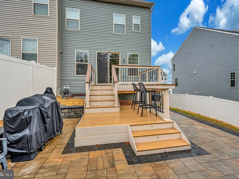 162 Shaded Valley Ct — Photo 38