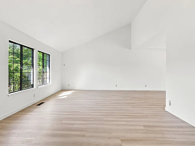 1135 Quail Ridge Ct — Photo 4