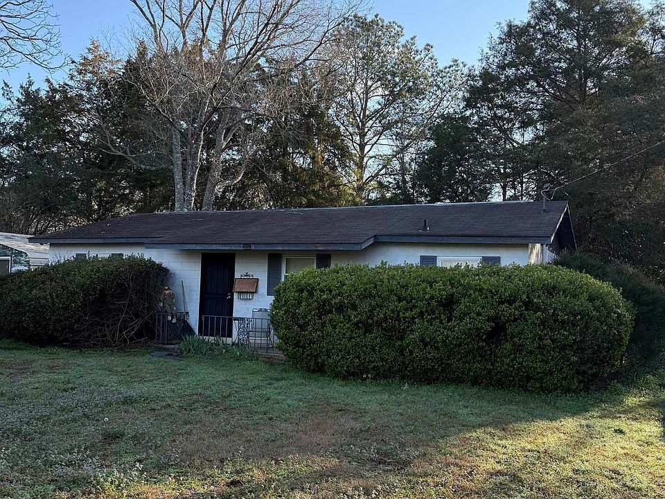 1st image of 1928 S Houston Lake Rd