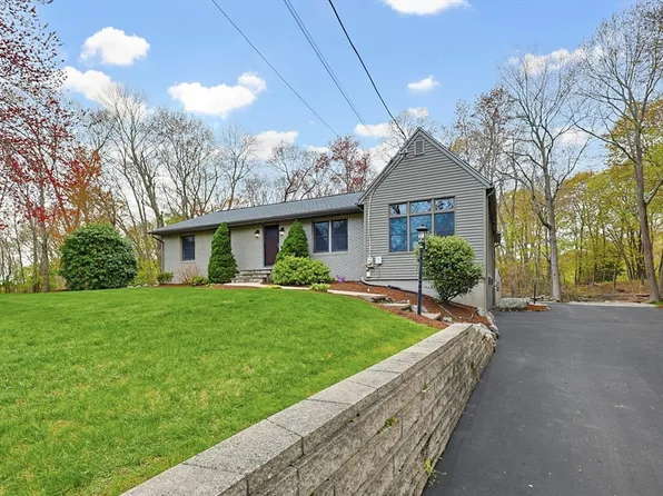58 Ryder Cir, North Attleboro, MA 02760
