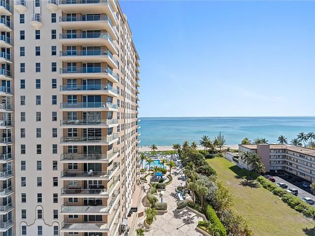 1920 S Ocean Dr #11B — Photo 11