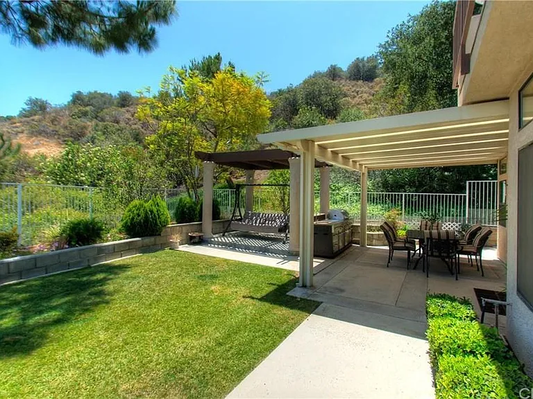 3061 Diamond View Cir — Photo 59