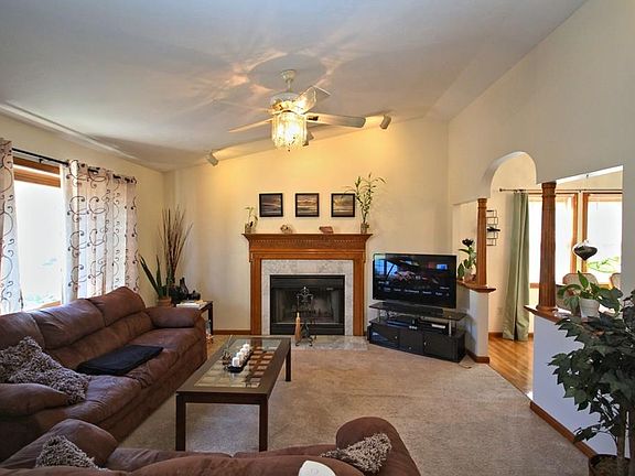 4th image of 42 Upland St