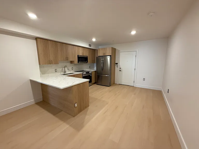627 Valley Rd #C — Photo 3