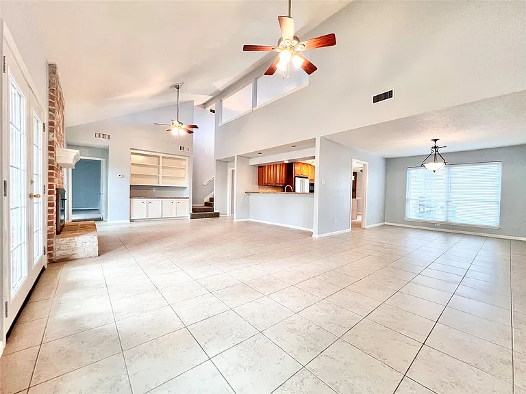 11407 Briar Rose Dr — Photo 8