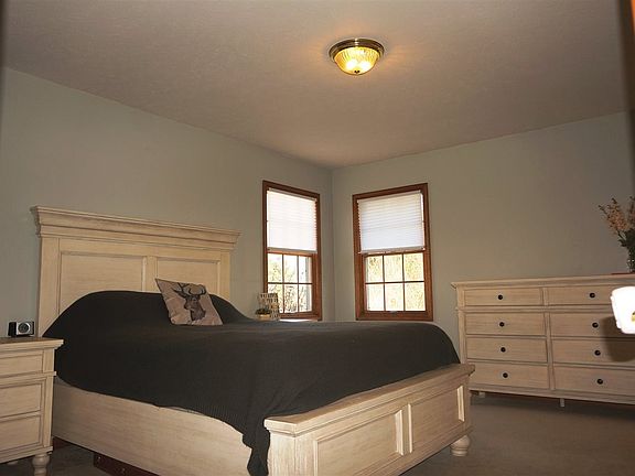 4th image of 18419 Cypress Dr