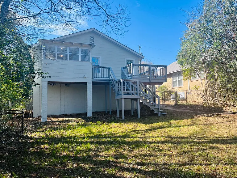 117 Boulevard — Photo 34