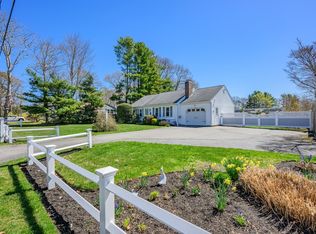 136 Sheaffer Rd, Barnstable, MA 02630
